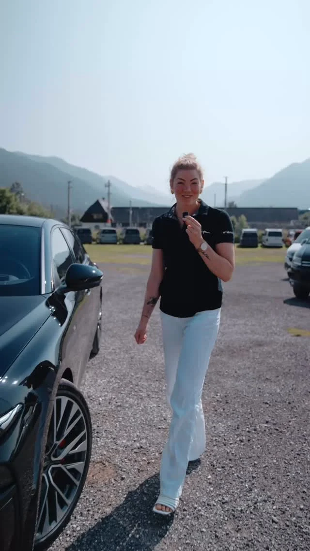 Elektrisierend. Sportlich. Zukunftsweisend. Der Audi A6 Avant e-tron quattro setzt neue Maßstäbe. Bereit für deine nächste Fahrt? 🚀🔋

#autohausschweiger #audi #audia6avantquattro